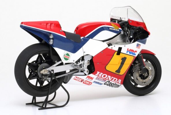 Honda NSR500 1984 - Tamiya 1:12 5