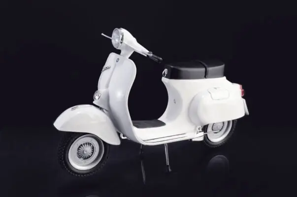 Vespa 125 Primavera - 1:9 2